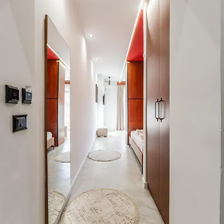 Apartment Cityview Comfort By Pikhost